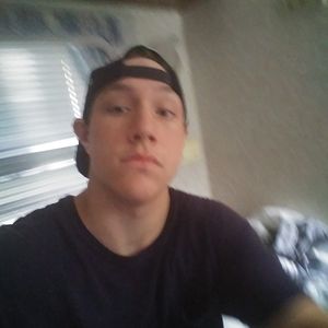 Meet your Posher, Adam